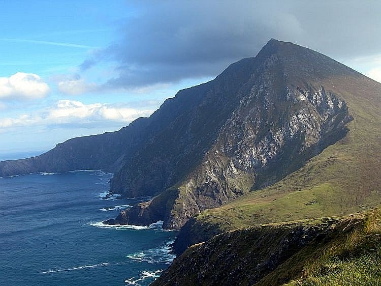 Croaghaun Highest Sea Cliff in Ireland and 3rd in Europe, Achill Island, Co Mayo, Ireland Wild Atlantic Way