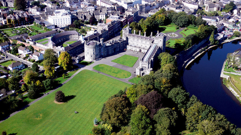 Kilkenny-Castle, Co Kilkenny Irelands Ancient East