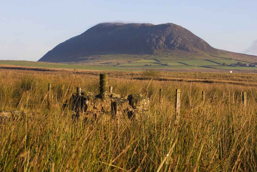 Slemish-Mountain-Loop-Walking-Route-Volcanic-Plug-Holy-Hill-of-St.-Patrick-Ballymena-Antrim-Northern-Ireland